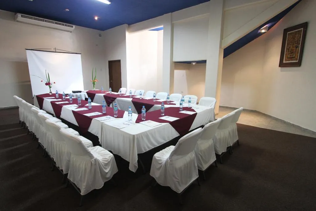 Conferences, Plaza Caribe, Cancun Area