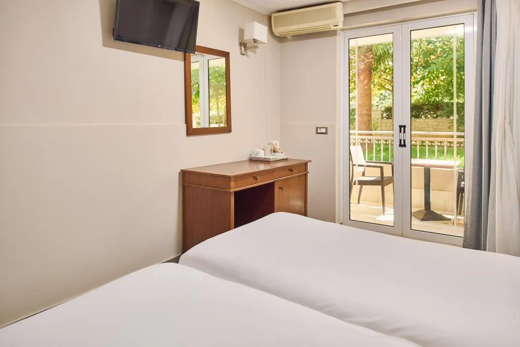 Room GARDEN VIEW Room, Tsilivi Beach, Zante