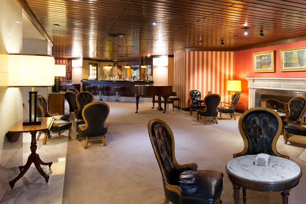 Lobby, Miguel Angel, Madrid