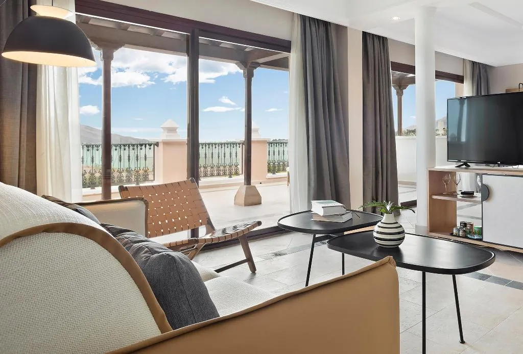 JUNIOR SUITE STANDARD Room, Melia Villaitana, Costa Blanca