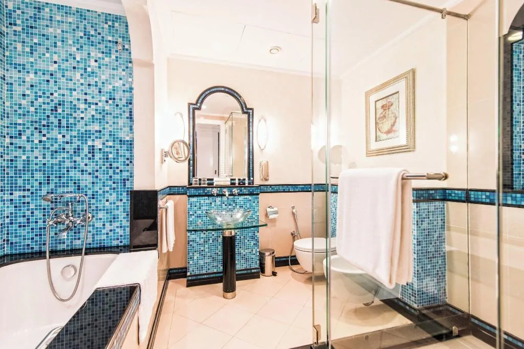 TWIN OCEAN FRONT Room, Habtoor Grand Resort, Autograph Collection, Dubai