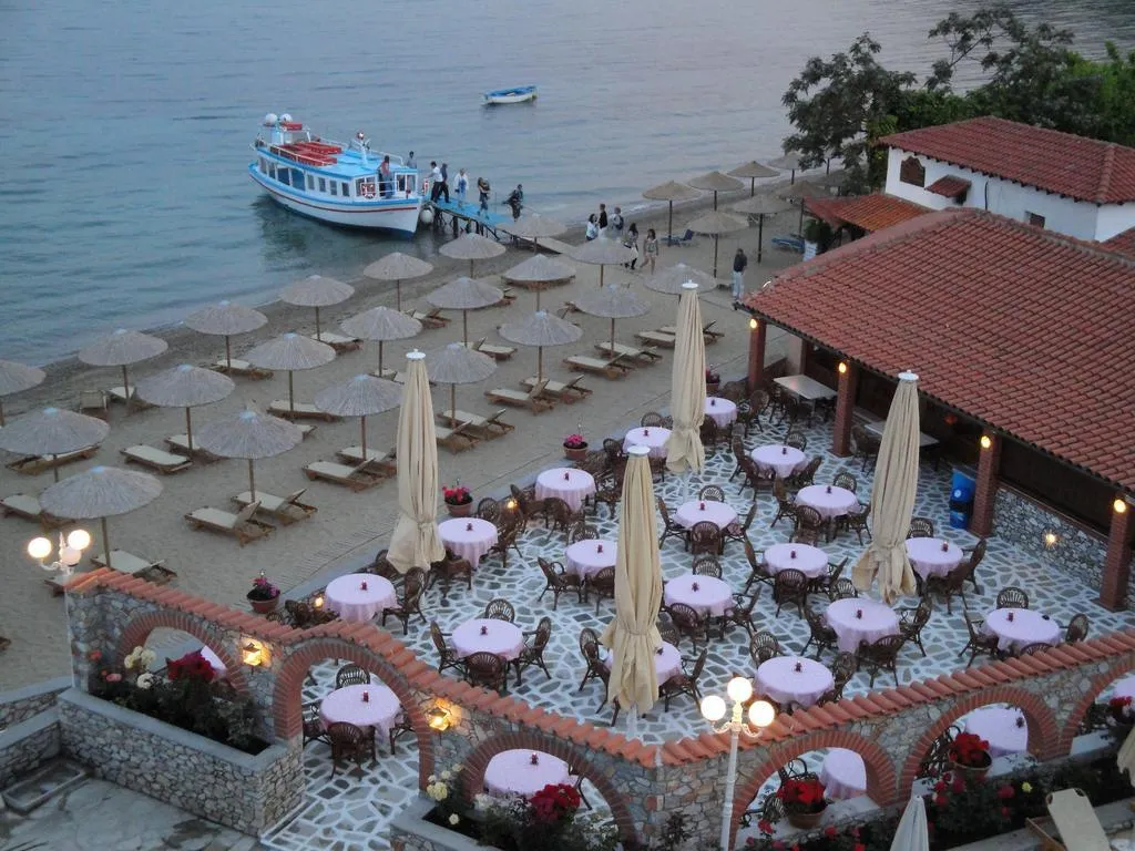 Bar, Esperides, Skiathos