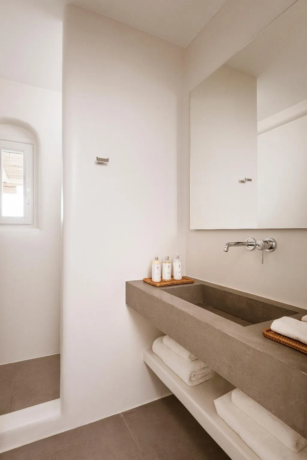 SUITE EXECUTIVE SEA VIEW Room, NERO Boutique Hotel, Santorini