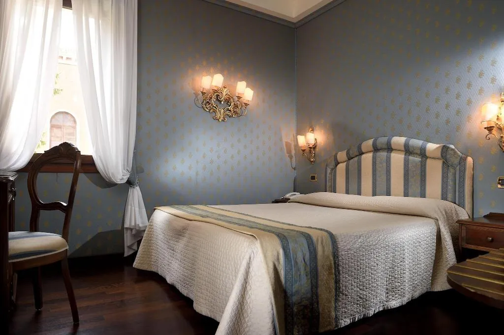 QUADRUPLE THREE BEDS Room, Abbazia, Venice