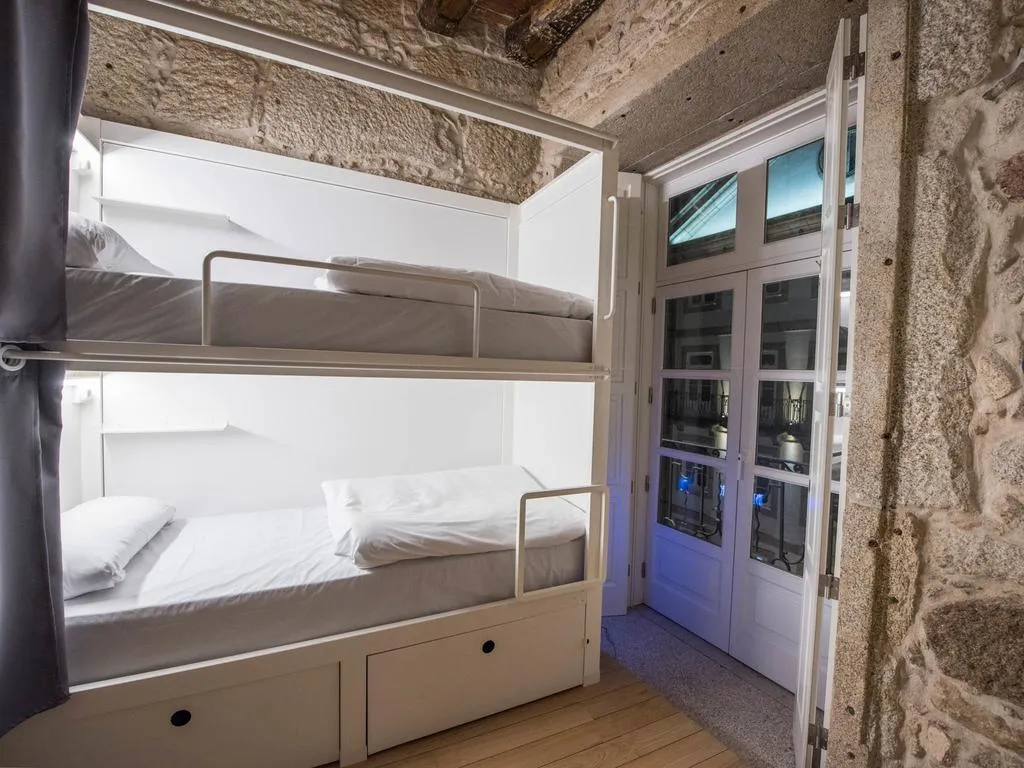 Bed in dormitory ONE BED Room, Bluesock Hostels Porto, Porto