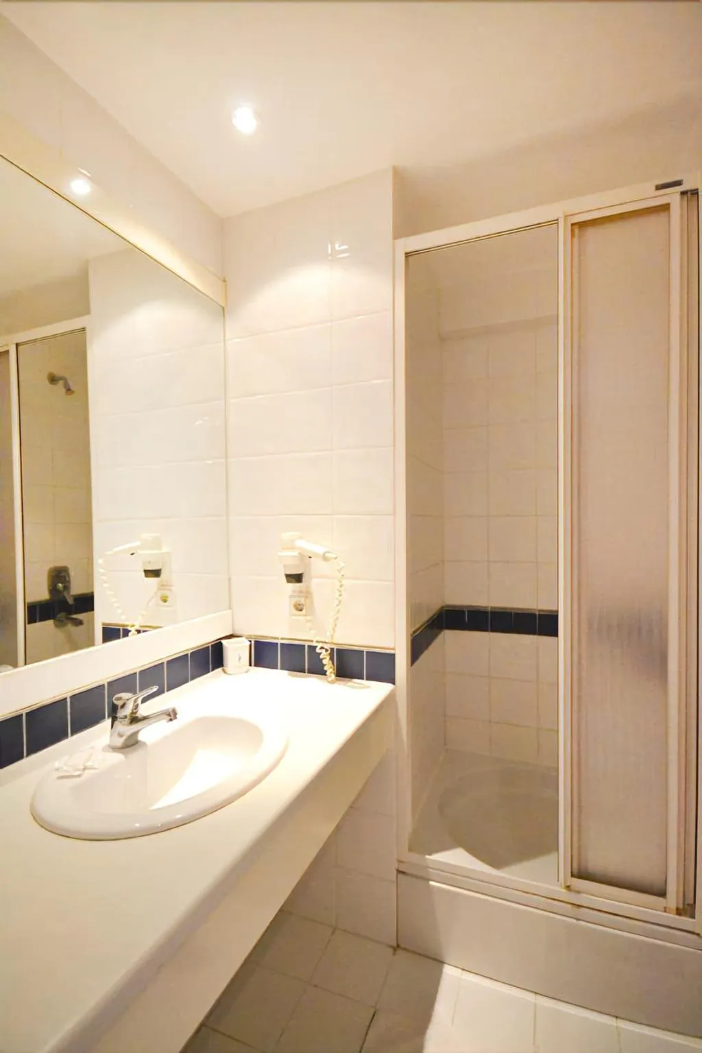 Room, Bac Pansiyon, Dalaman