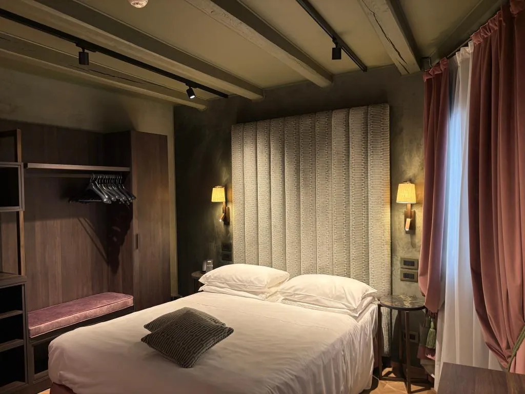 Double or Twin SUPERIOR CAPACITY 3 Room, Campiello Hotel, Venice