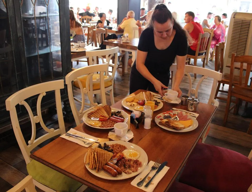 Restaurant, The St George Park Hotel, Malta