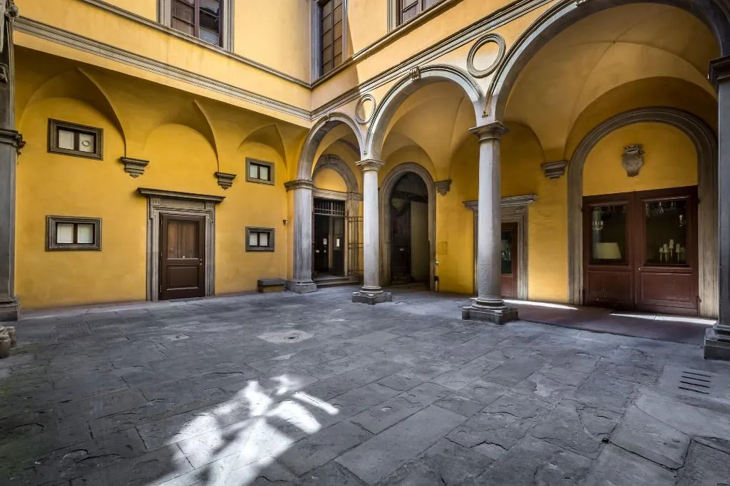 General view, Palazzo Ridolfi, Florence