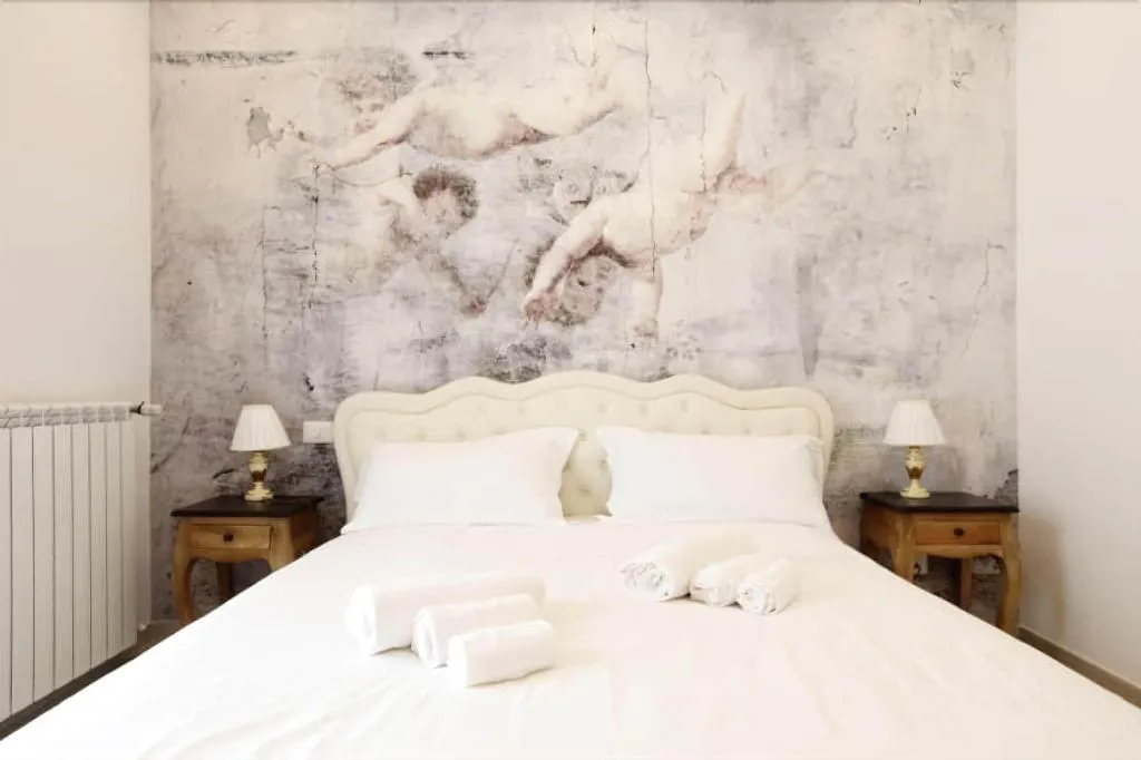 Room, Portamaggiore Room, Naples