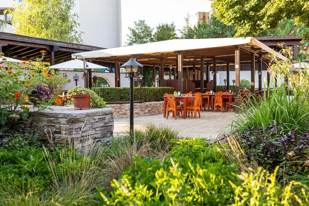 Restaurant, Trakia Plaza, Bourgas