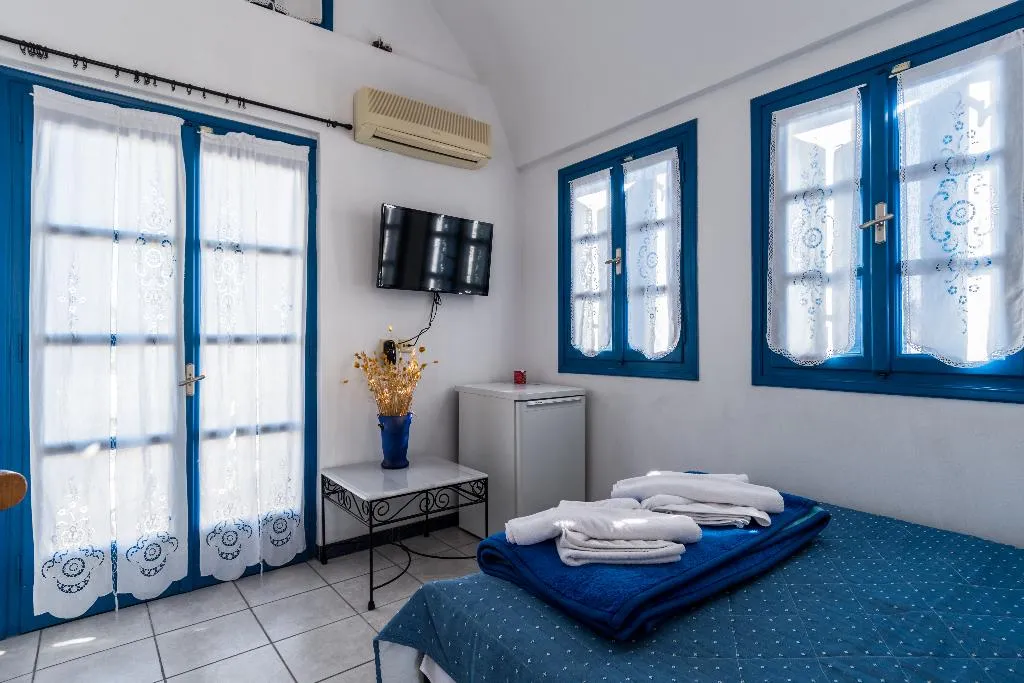 DOUBLE STANDARD Room, Irigeneia Hotel, Santorini