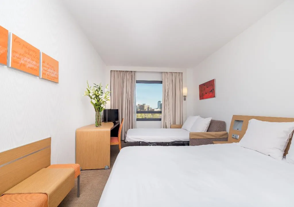 TRIPLE STANDARD Room, Exe Madrid Norte, Madrid