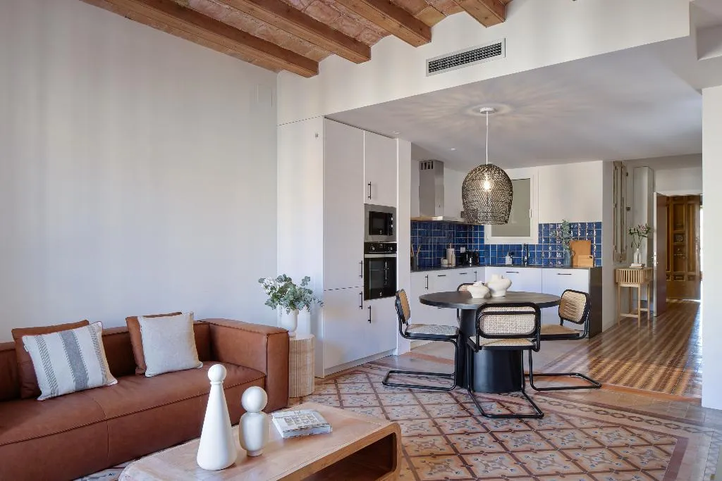 APARTMENT CAPACITY 4 TWO BEDROOMS Room, Factory Apartments Barcelona, Barcelona
