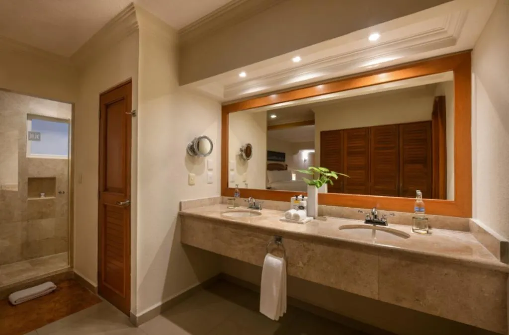 JUNIOR SUITE PREMIUM BEACH FRONT Room, El Dorado Seaside Palms Spa Resort-All Inclusive, Cancun Area