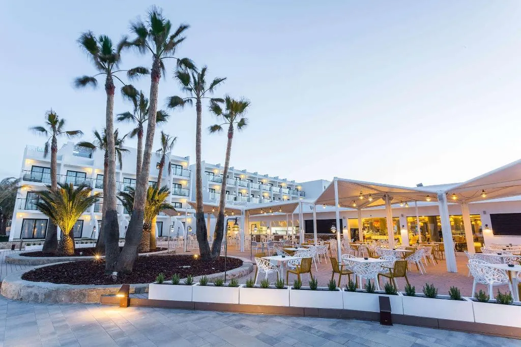 Restaurant, Grand Palladium White Island Resort & Spa, Ibiza