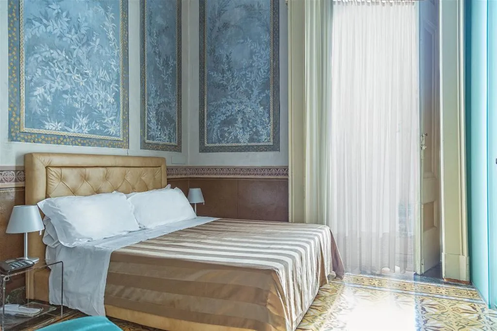 JUNIOR SUITE STANDARD Room, Villa Signorini Hotel, Naples