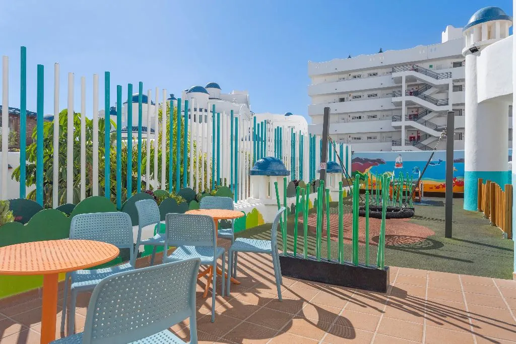 Terrace, Santa Barbara Golf & Ocean Golf Club, Tenerife