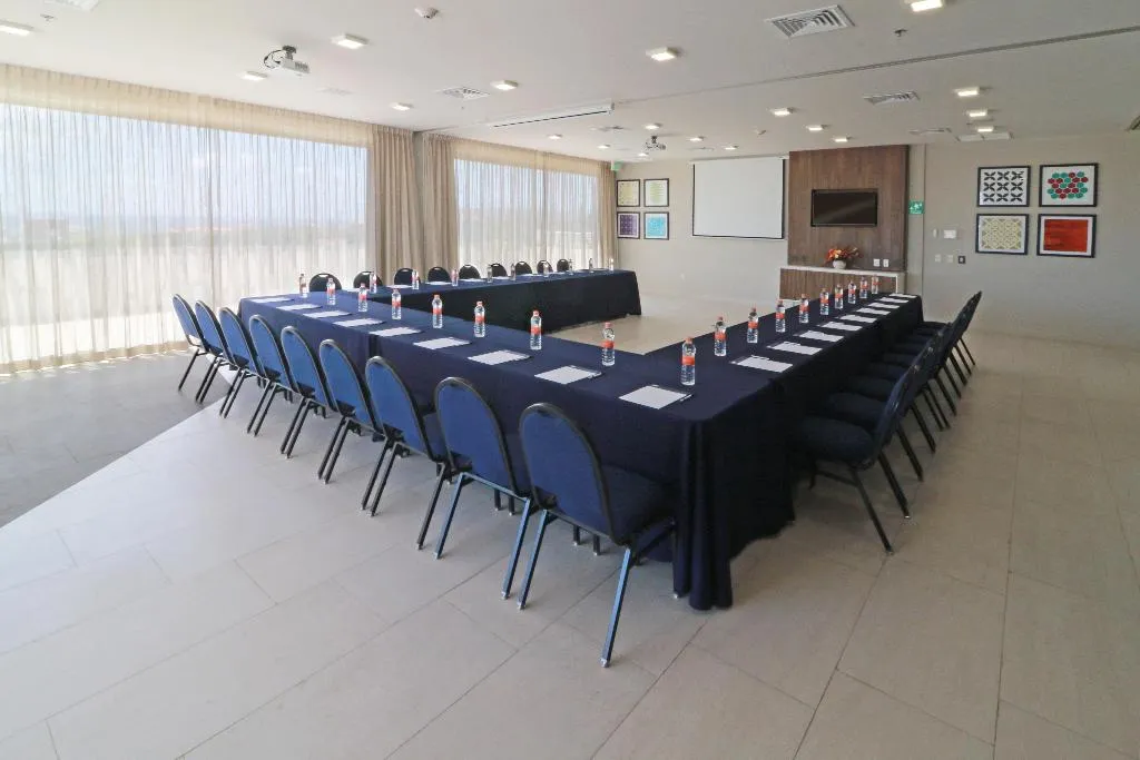 Conferences, Holiday Inn Express Playa del Carmen, Playa Del Carmen