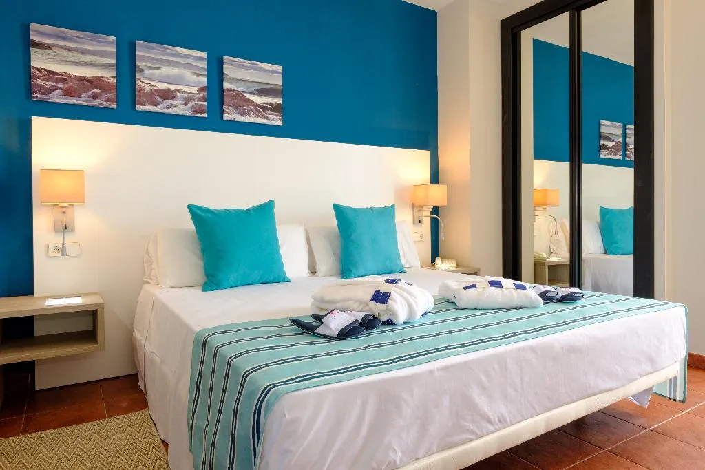 JUNIOR SUITE CAPACITY 3 Room, Estival Islantilla, Costa De La Luz