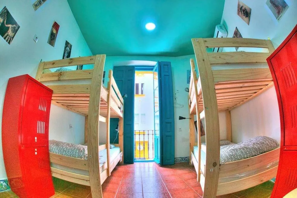 Room, Sevilla Kitsch Hostel Art, Seville