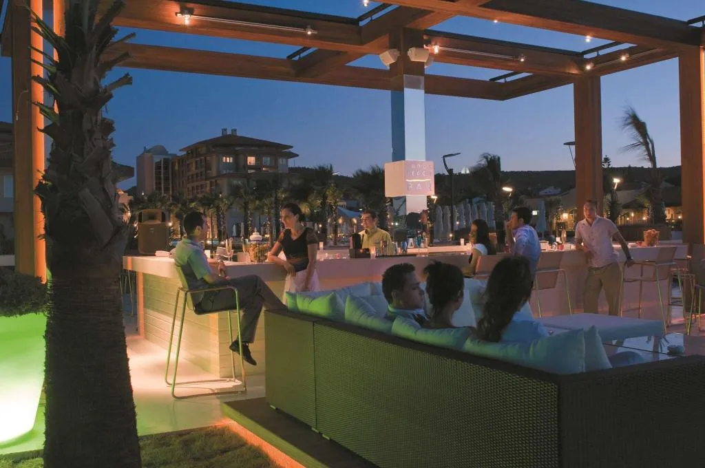 Bar, Radisson Blu Resort & SPA Cesme, Izmir