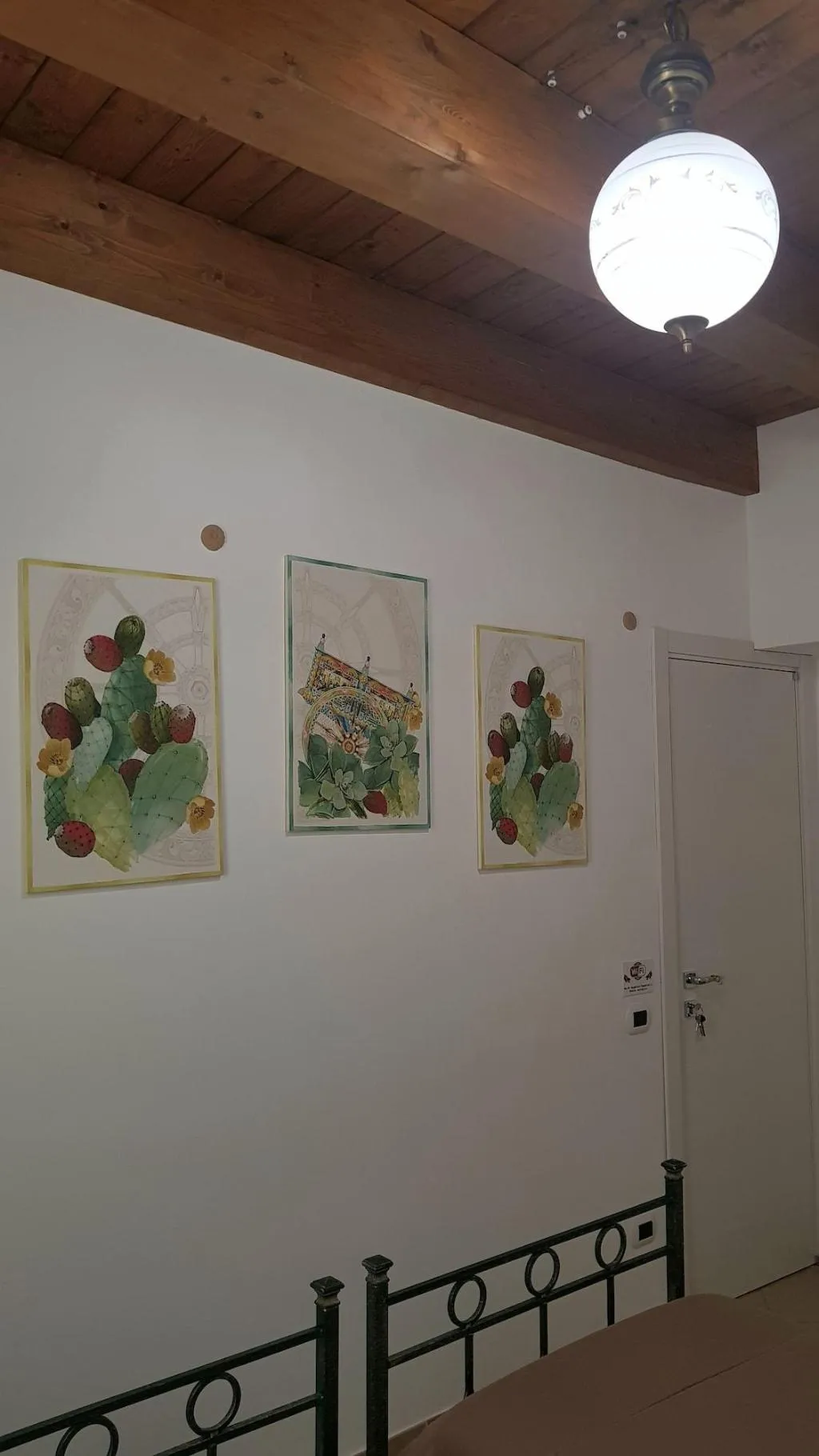 Room, PalermiT'amo, Palermo