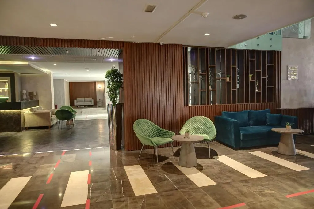 Lobby, Lac Leman, Tunisia