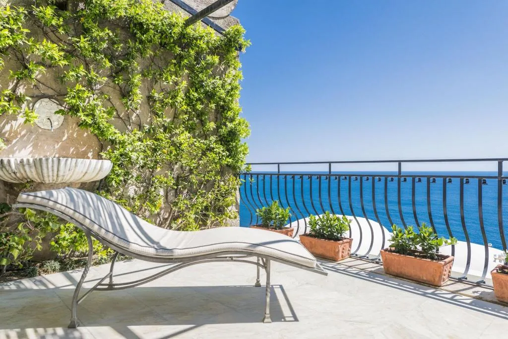 SUITE DELUXE SEA VIEW Room, Villa Magia, Naples