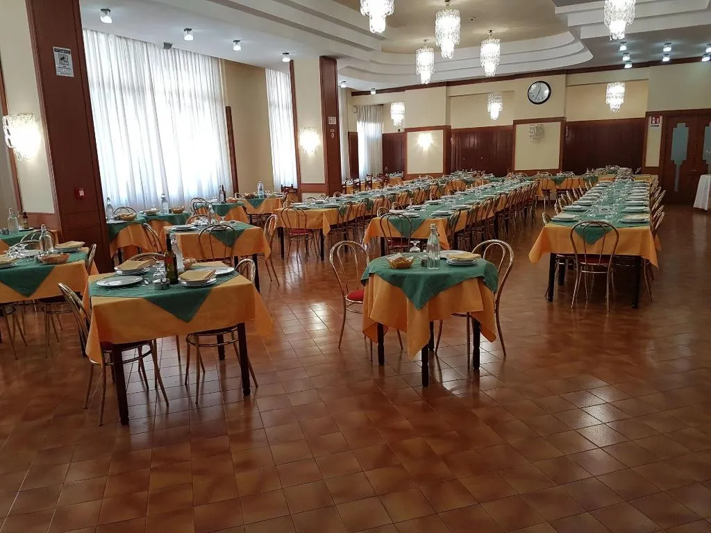 Restaurant, Hotel Bonifacio, Rome