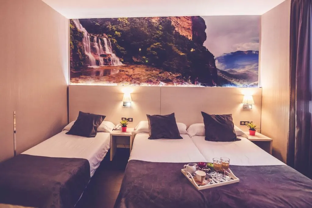 Room, Hostal Prado, Madrid