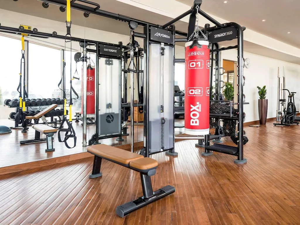 Sports and Entertainment, The Retreat Palm Dubai MGallery by Sofitel, Dubai