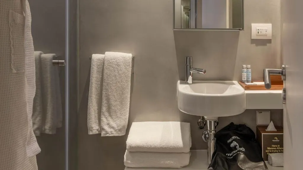 DOUBLE COMFORT Room, Memmo Alfama, Lisbon