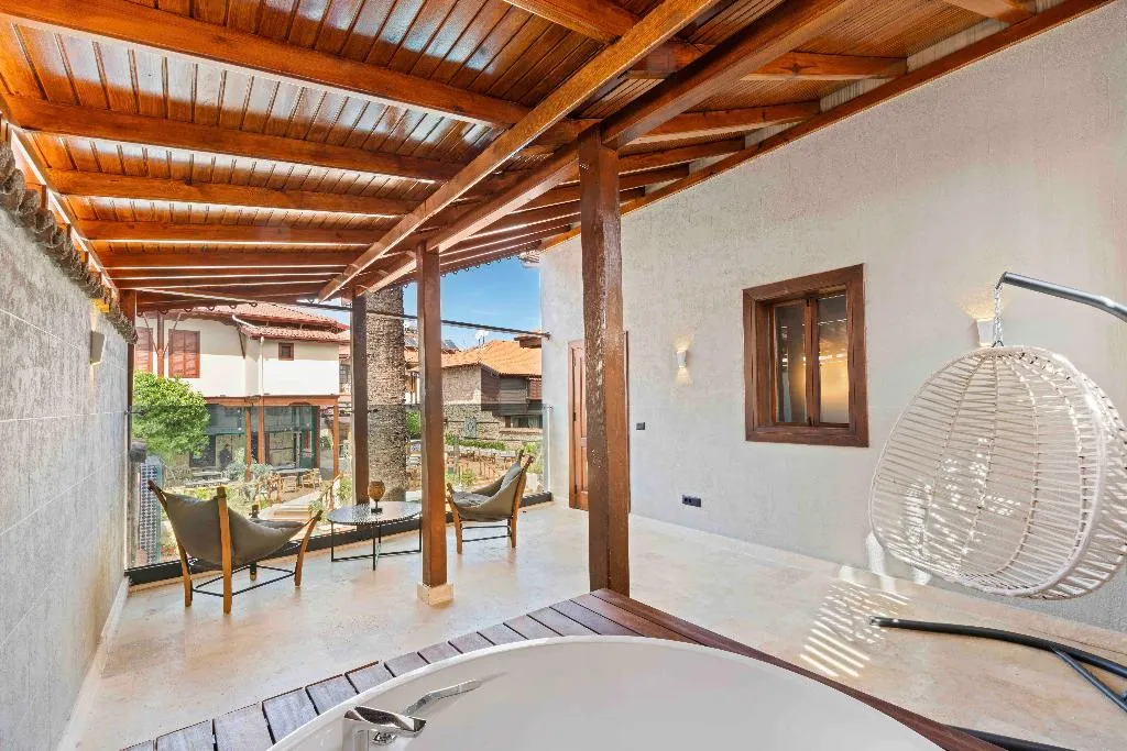 Terrace, Belmondo Suites Old Town Antalya, Antalya