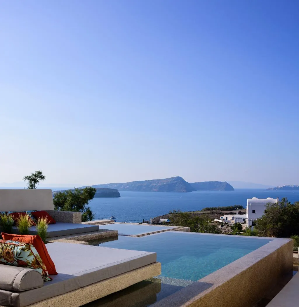 SUITE WITH PRIVATE POOL Room, Potnia Theron Suites, Santorini