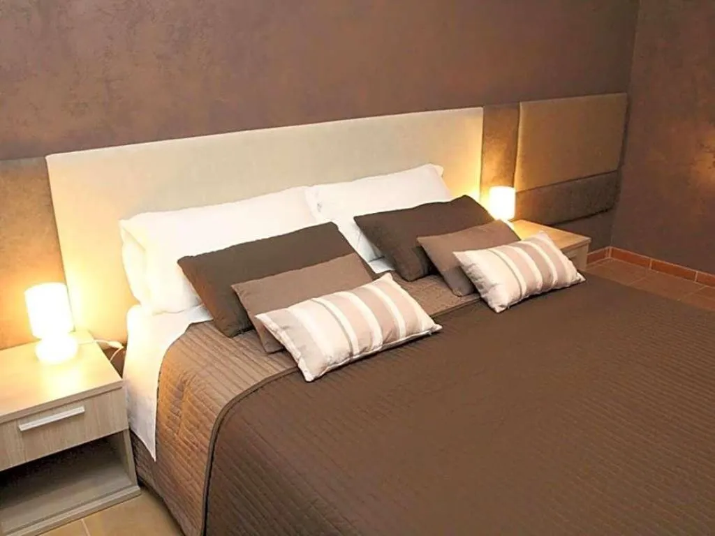Room, Dormi A Roma, Rome