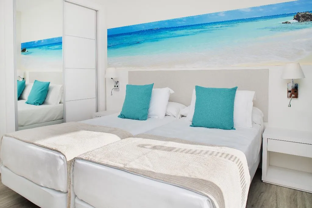 Double or Twin STANDARD Room, Invisa Hotel Es Pla, Ibiza