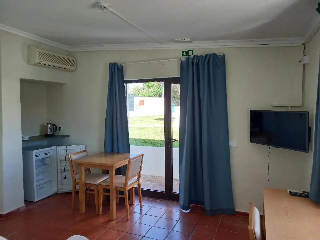 Double or Twin SUPERIOR GARDEN VIEW Room, Vilamar, Algarve