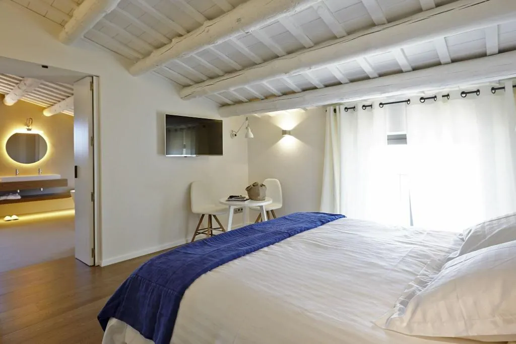 Room, Hotel Mas Lazuli, Costa Brava