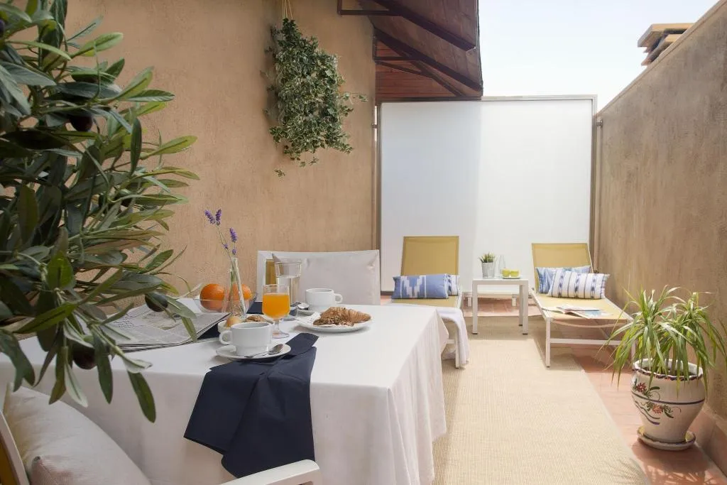 Room, Oasis, Barcelona