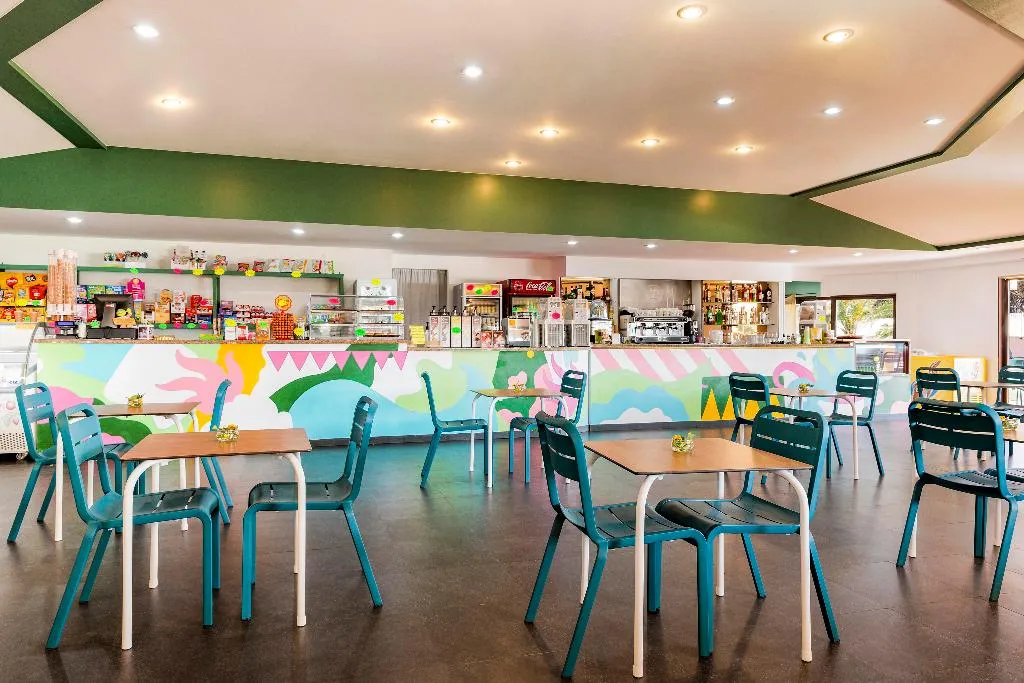 Bar, Gitavillage California, Rome