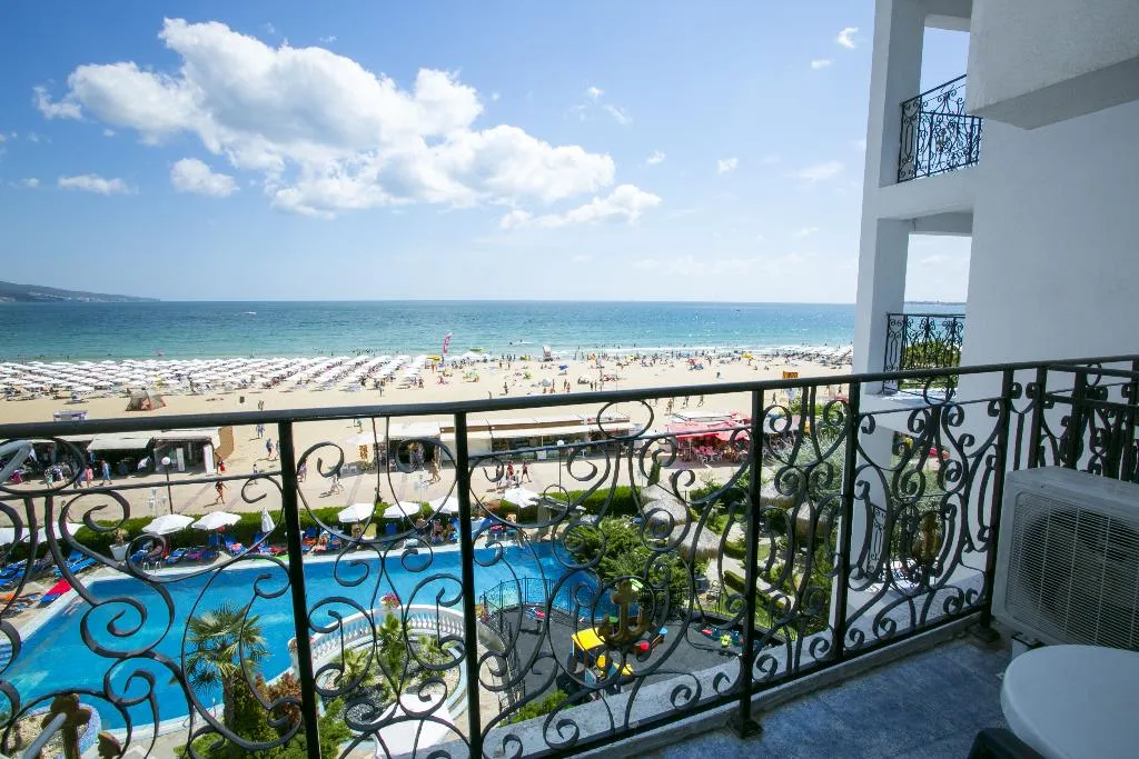 DOUBLE SEA VIEW Room, Chaika Beach Resort, Bourgas