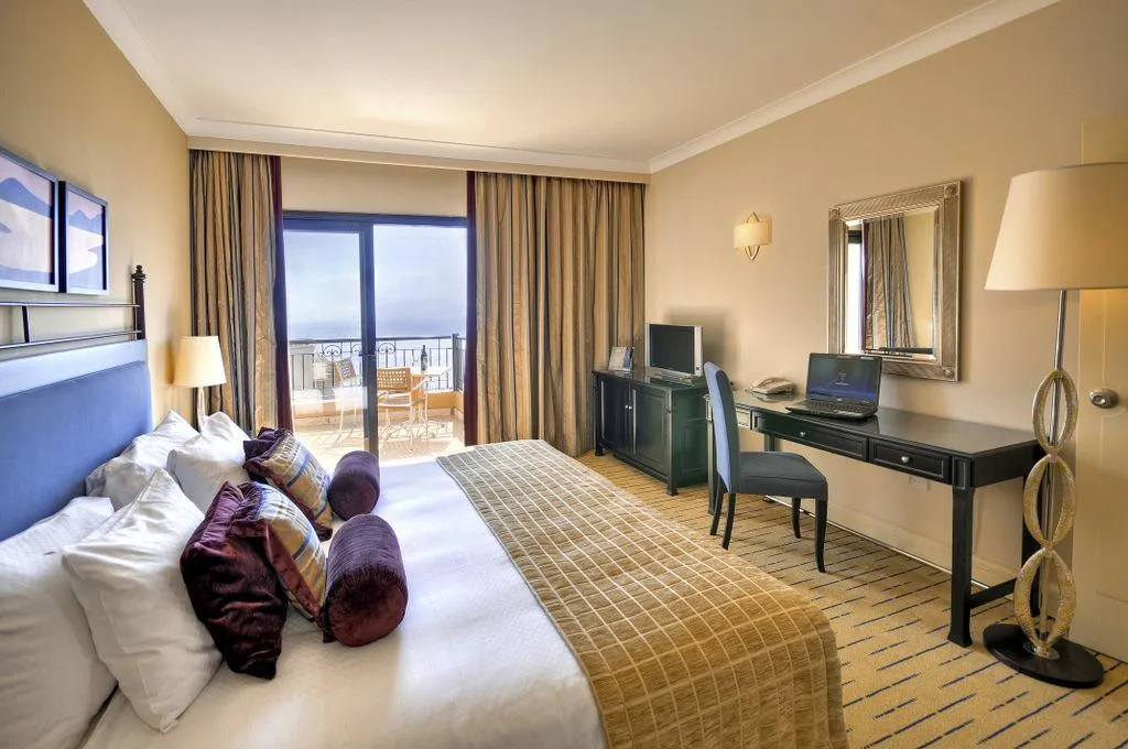 Room, Corinthia Hotel St Georges Bay, Malta