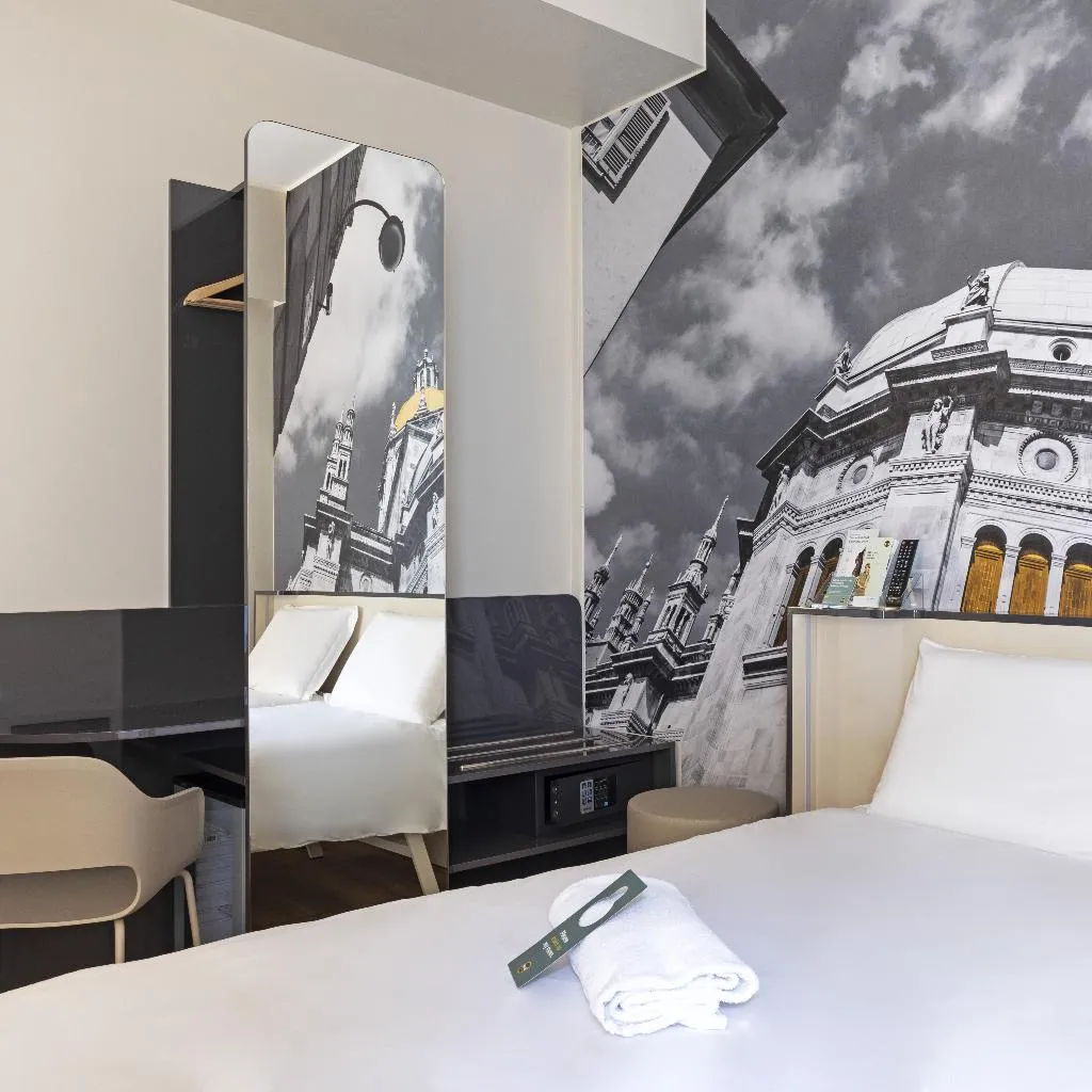 DOUBLE SINGLE USE STANDARD Room, B&B Hotel Como City Center, Milan