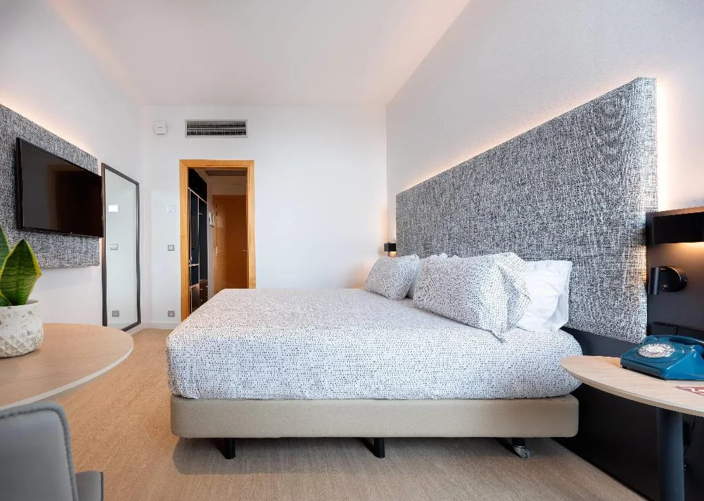 Double or Twin STANDARD Room, Innside Barcelona Aeropuerto, Barcelona