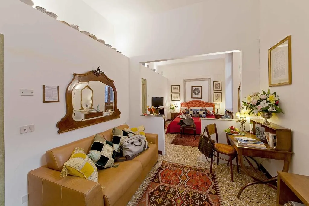 DOUBLE DELUXE KING BED Room, Palazzetto Pisani, Venice