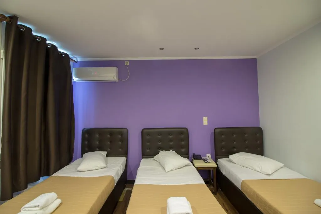 TRIPLE STANDARD Room, Cosmopolit, Athens