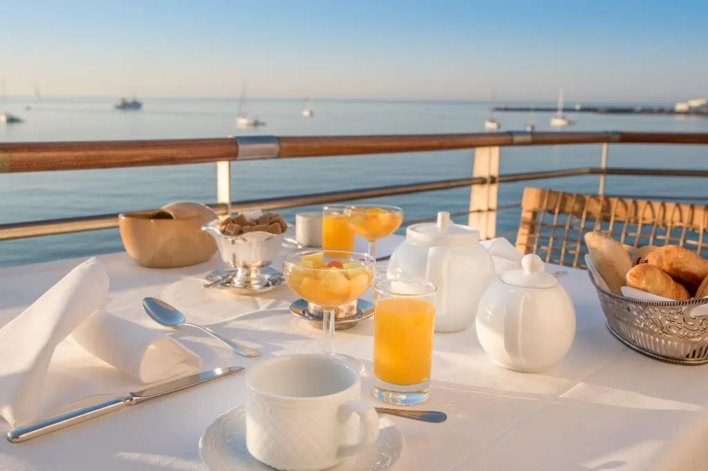 Restaurant, Albatroz, Lisbon