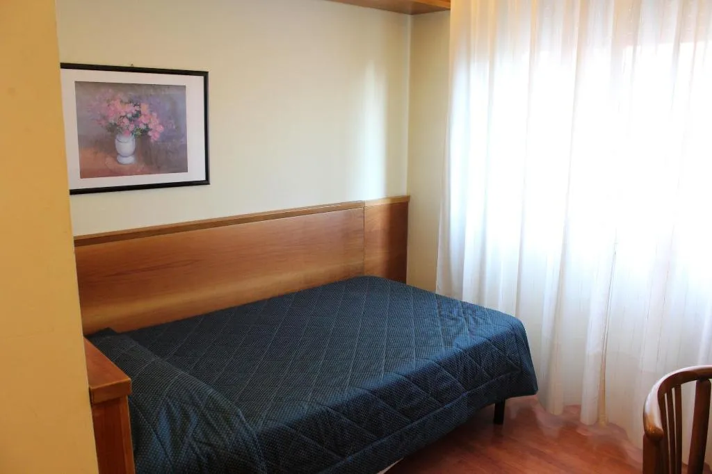 Room, Hotel Selide, Milan