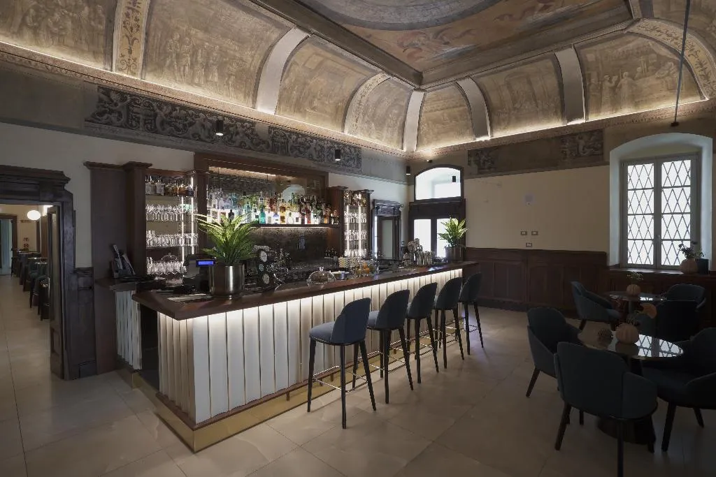 Bar, Palazzo Santo Spirito, Milan